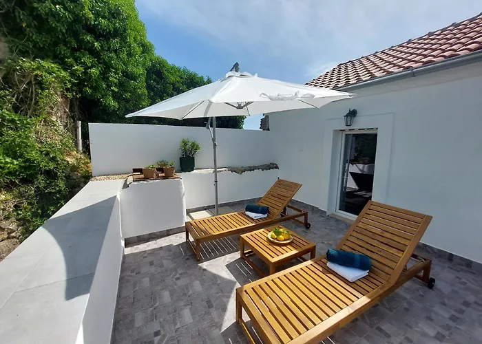 House Belej - Lola